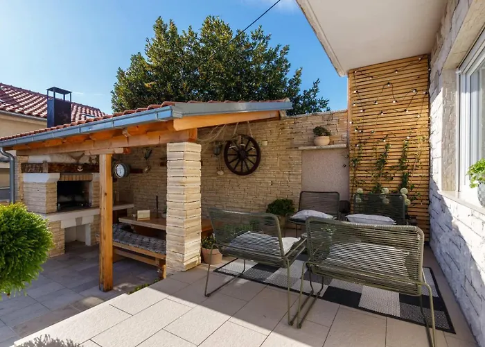 Maro Holiday home *